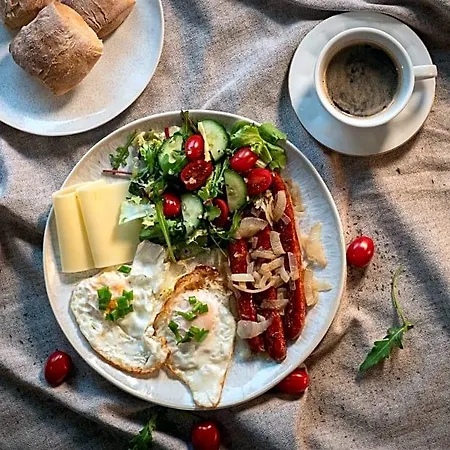 Zakatek Couette-café 3*